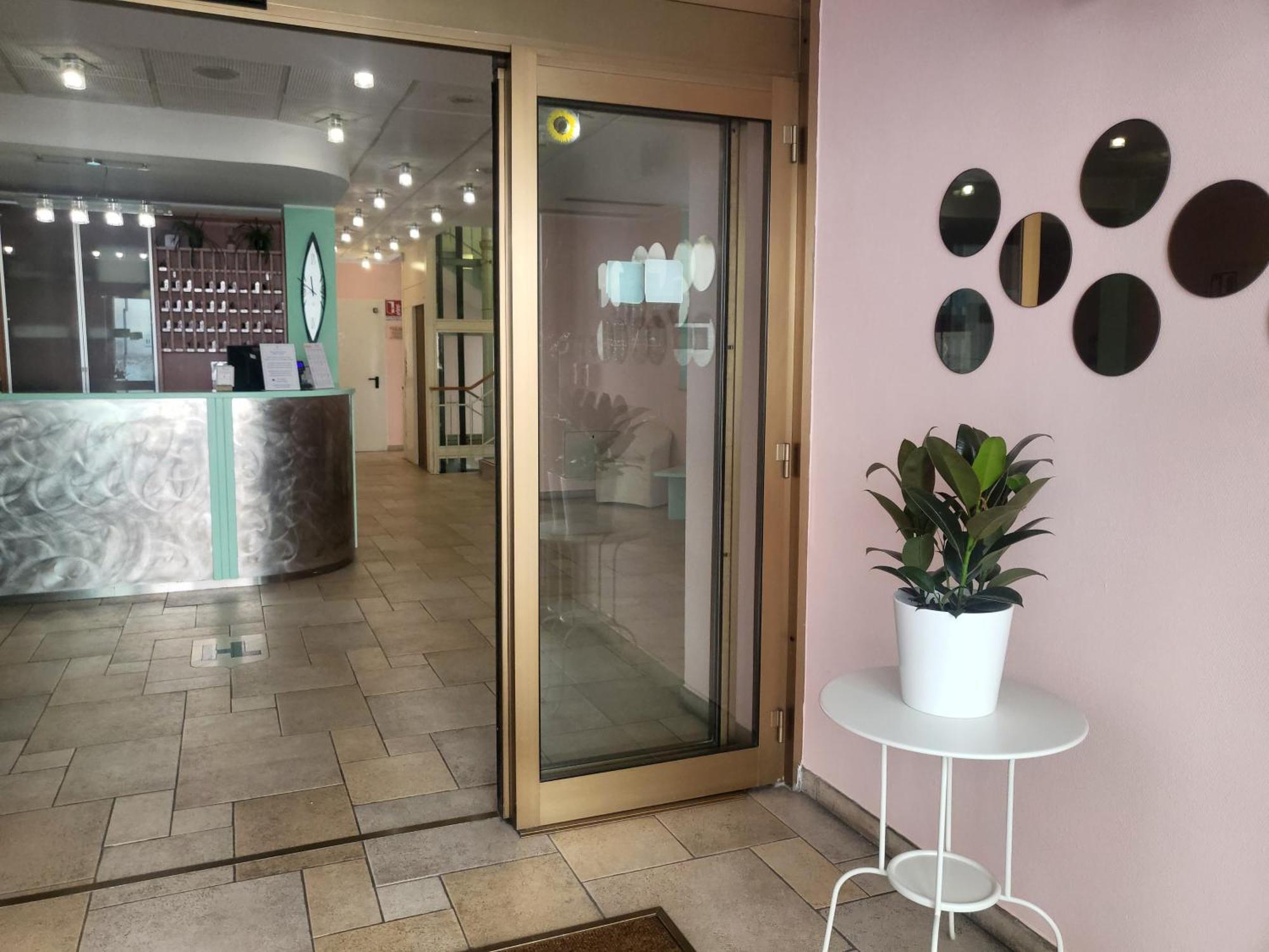 Hotel Lux Alessandria Luaran gambar
