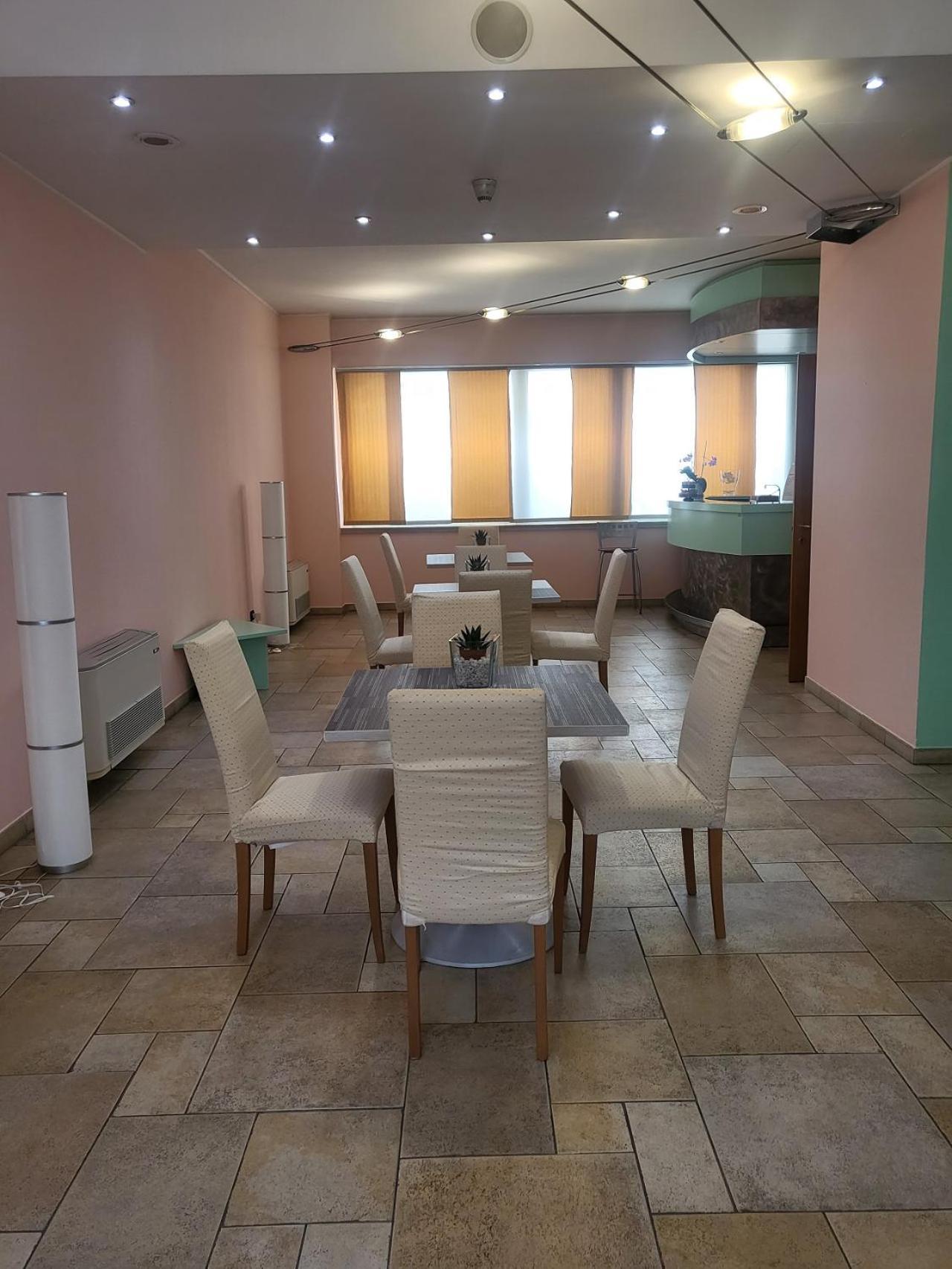 Hotel Lux Alessandria Luaran gambar