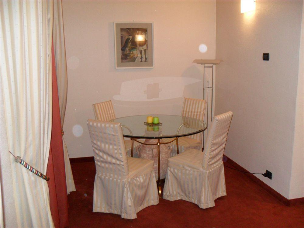 Hotel Lux Alessandria Luaran gambar